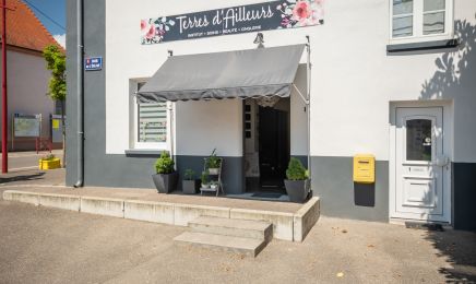 Terres d’Ailleurs   : Manucure à Staffelfelden