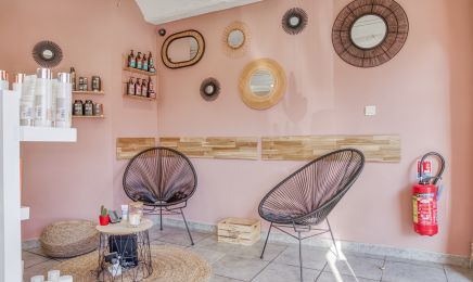 La Coiffeuse by Valentine  : Coiffeur à Saint-Martin-de-Londres