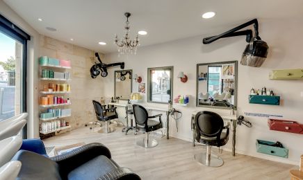 Bellivia  : Coiffeur à Blaye