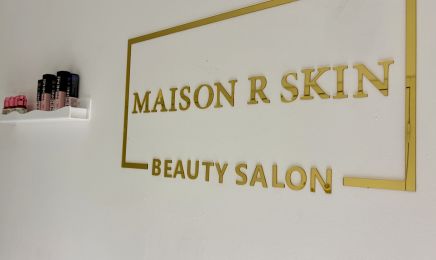 Maison R Skin : Institut de beauté à Saint-Lambert-la-Potherie