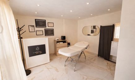 L’infirmerie beauté  : Coiffeur à Sambreville