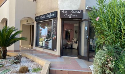 SB NAILS 06 : Institut de beauté à Mandelieu-la-Napoule