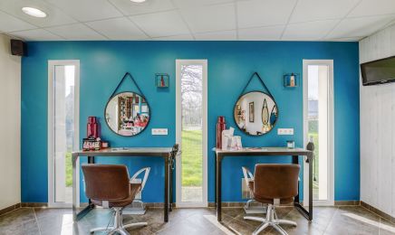 Lou'Color : Coiffeur à Montertelot