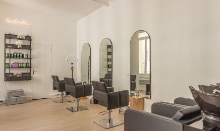 Salon Loulouliss - Expert Lissage Paris : Coiffeur à Paris