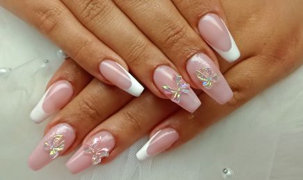 Nails & Beauté  : Manucure à Clermont-Ferrand
