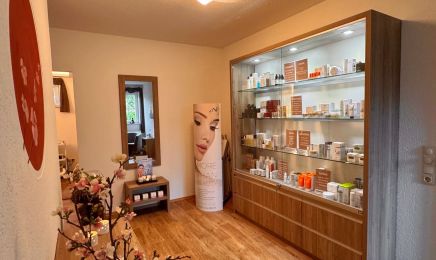 Kosmetik Studio Brandt: Kosmetikstudio in Bad Düben