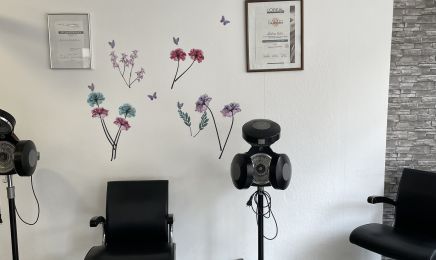 Salon Martina: Barbershop in Brakel