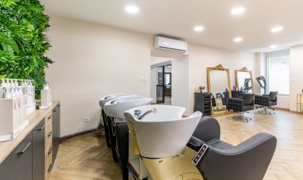 Hair world coiffure : Coiffeur à Châteauneuf-du-Pape