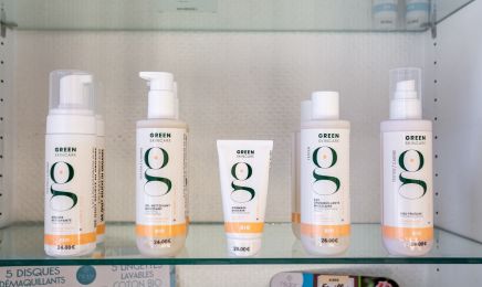 Institut parfumerie l’origan  : Manucure à Villedieu-les-Poêles-Rouffigny