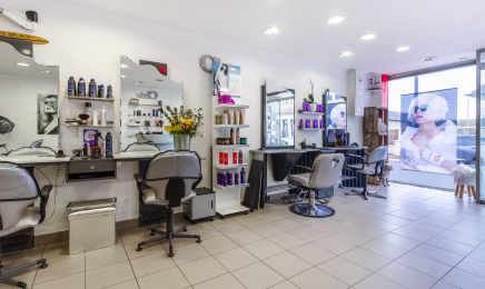 Les Ciseaux de l'Or : Coiffeur à Touques