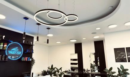 Trust Cut : Kosmetikstudio in München