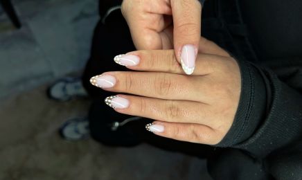 IOE NAIL : Manucure à Compiègne