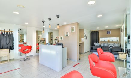 Hair Sud Création by Maude & Flo  : Coiffeur à La Garde