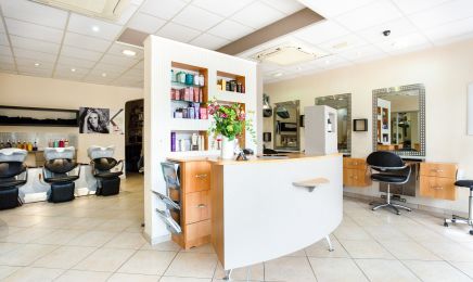 Cannelle Coiffure Puyricard  : Coiffeur à Aix-en-Provence