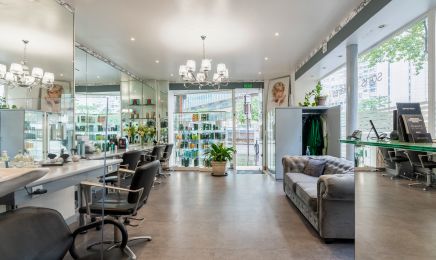 Anemone Coiffure Montparnasse : Manucure à Paris