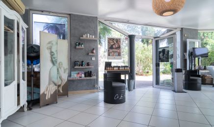 Cé la suite  : Coiffeur à Sainte-Tulle