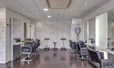 Salon de coiffure Juste pour vous  : Coiffeur à Artigues-près-Bordeaux