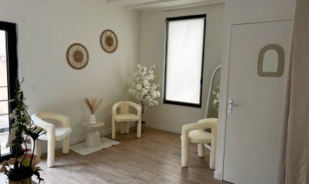 L'INSTANT L' : Institut de beauté à Légny