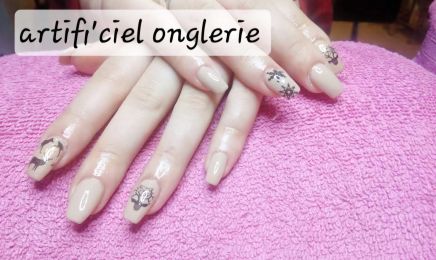 Artifi'ciel : Manucure à Salernes