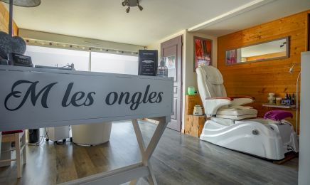 M les ongles : Institut de beauté à La Brède