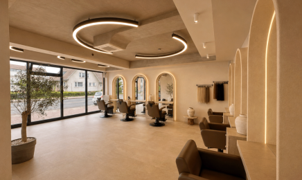 Refresh Hair Design Studio: Kosmetikstudio in Wolfsburg