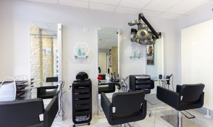 Valerie coiffure  : Coiffeur à Puiseaux