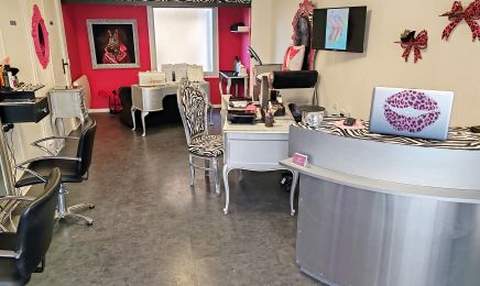Les pinceaux creatifs : Manucure à Seiches-sur-le-Loir