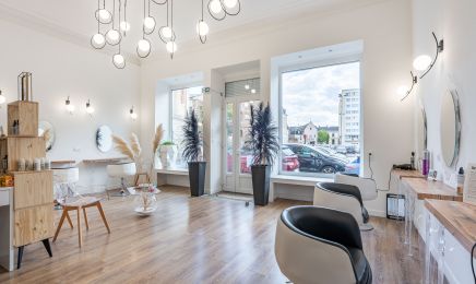 Le miroir : Coiffeur à Cambrai
