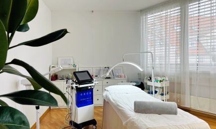 Numa Beauty: Kosmetikstudio in Leonberg