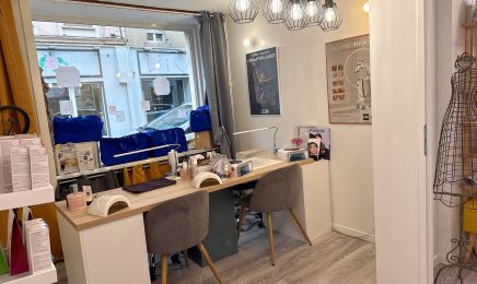 Elema beauté : Manucure à Rives