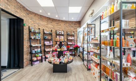 Belle Ô Naturel : Coiffeur à Falaise