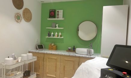 Bulle de beauté 71 : Manucure à Saint-Rémy