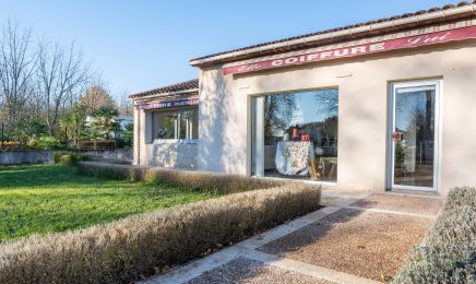 La Fille qui Coiffe : Coiffeur à Marthon