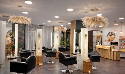 Lola Coiffure : Coiffeur à Le Mans