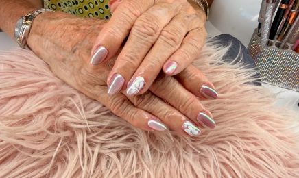 Cindy Ongles Distributions : Institut de beauté à Saint-Benoît