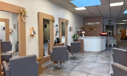 Zen Coiffure et Beauté : Manucure à Noyon