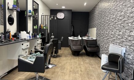 Rayane Coiffure Barber Shop : Barbier à Fougères