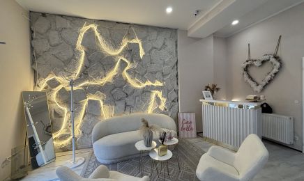 Zeitlose Schönheit : Nagelstudio in Offenbach am Main