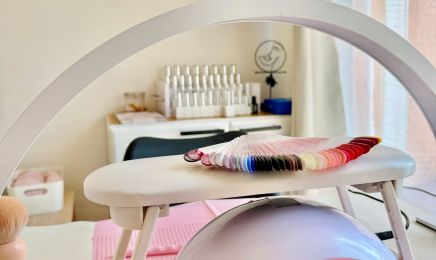 Bom Nails  : Coiffeur à Sanary-sur-Mer