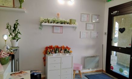 Douce Élégance Institut de Beauté : Institut de beauté à L'Argentière-la-Bessée