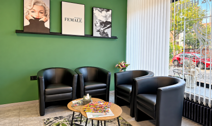 Friseursalon Amela: Friseur in Frankfurt am Main