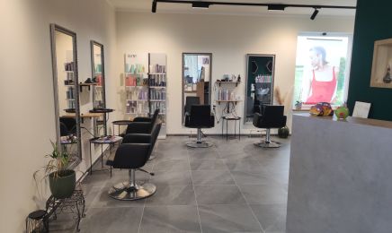 Schönheit am Kopf - Christina Wörle : Friseur in Egling an der Paar