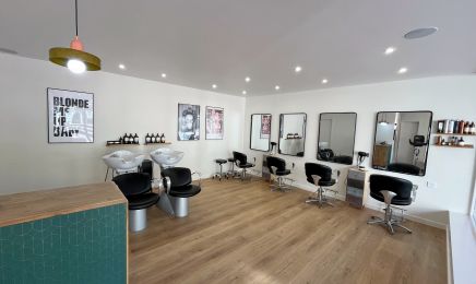 C Le Bel Instant " Ancien Sokorri coiffure" : Coiffeur à Ciboure