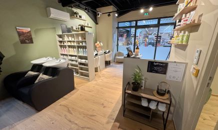 Institut Alexir Vinzier - Galerie Super U  : Institut de beauté à Vinzier