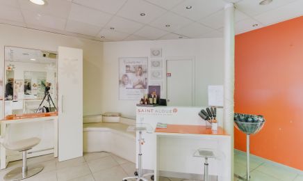 Saint Algue - Courbevoie : Coiffeur à Courbevoie