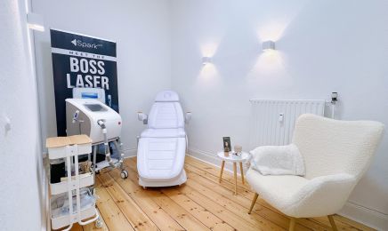 LAA Beauty Lounge : Kosmetikstudio in Hamburg