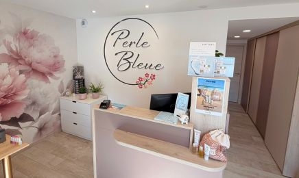 PERLE BLEUE  : Manucure à Bruyères