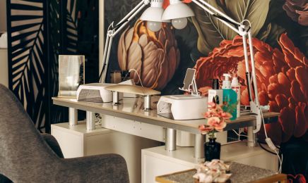 Russian Nails&Beauty: Nagelstudio in Frankenthal