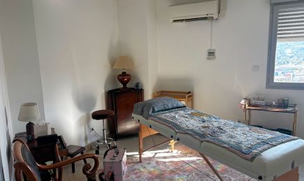 Les cils d'Emilie  : Barbier à Grasse