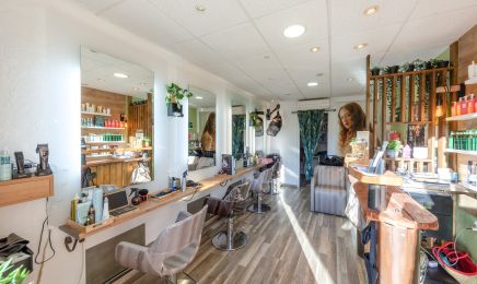 Planet hair : Coiffeur à Frontenaud